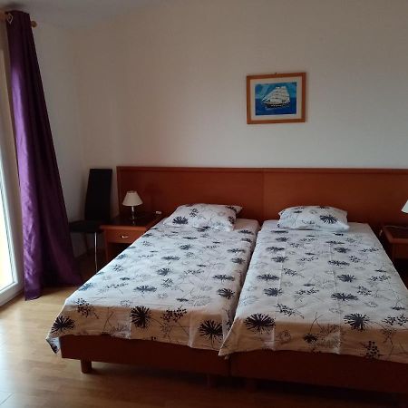 Apartmani Nado Majica Свети свети Филип и Яков Екстериор снимка