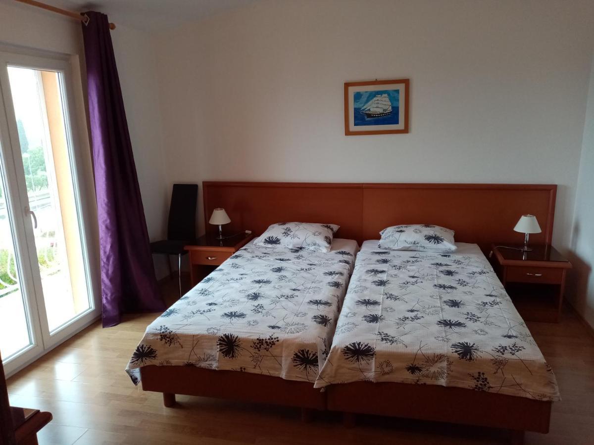 Apartmani Nado Majica Свети свети Филип и Яков Екстериор снимка