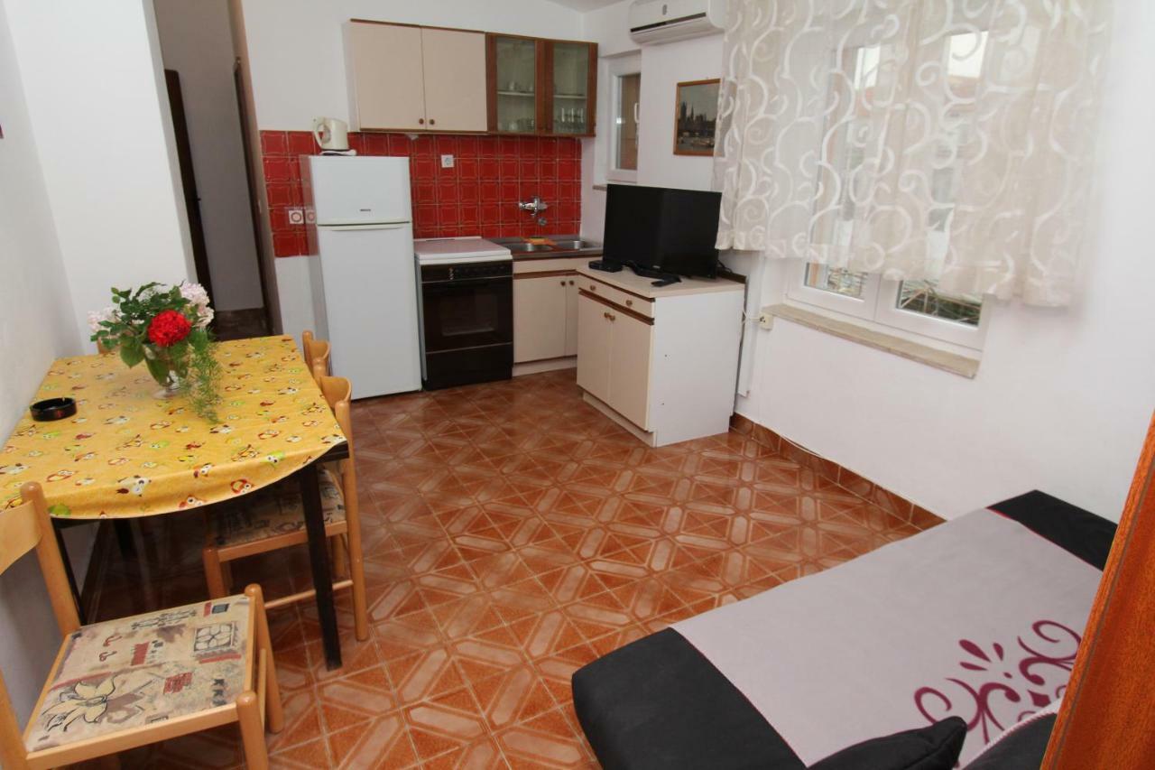Apartmani Nado Majica Свети свети Филип и Яков Екстериор снимка